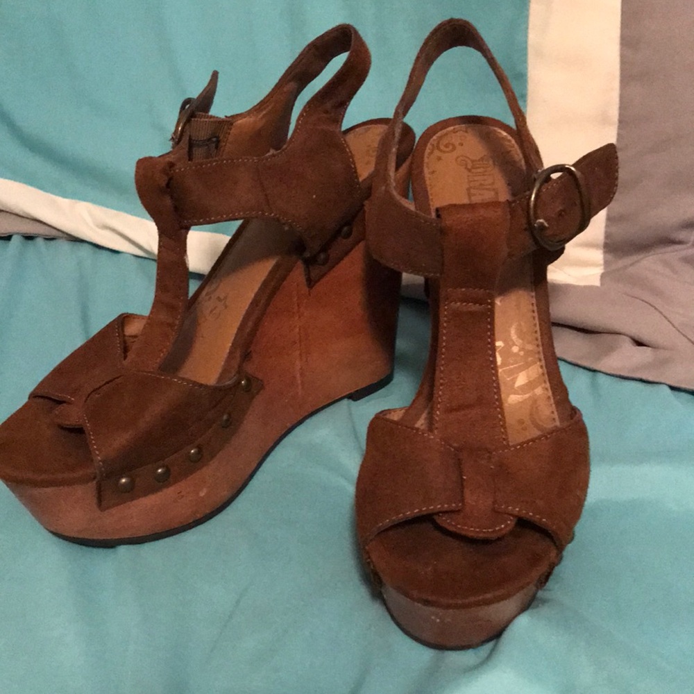 Brown wedge heels